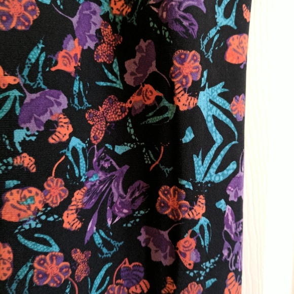LuLaRoe Irma - Picture 1 of 3